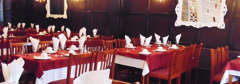 בלקפול The Melville Hotel - Central Location מראה חיצוני תמונה